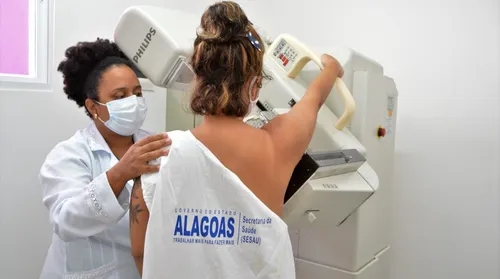 Outubro Rosa destaca prevenção diante de 880 casos de câncer de mama estimados em 2026 em AL - Imagem