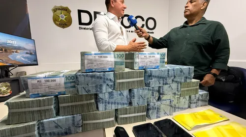 Polícia apura origem de R$ 2 milhões apreendidos após saque em Maceió - Imagem
