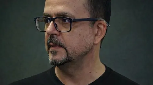Romance e ciência: professor da Ufal lança dois livros na Bienal de São Paulo - Imagem
