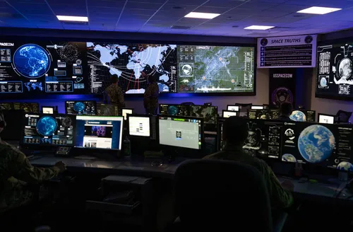 China faz apelo aos Estados Unidos contra guerra no espaço