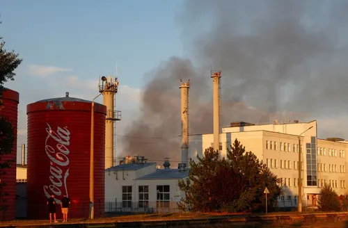 Drones russos atingem fábrica da Coca-Cola na Ucrânia