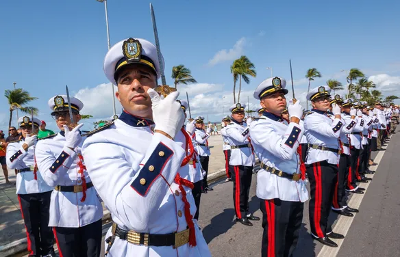 Avenida da Paz recebe tradicional desfile cívico-militar de 7 de Setembro