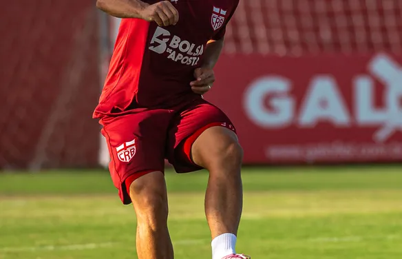 CRB: Kevin está recuperado e retorna como titular