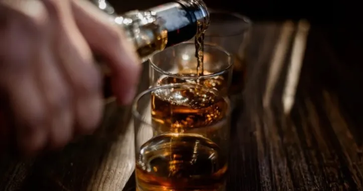 Imagem ilustrativa da imagem Alagoas libera venda de bebidas alcoólicas no domingo de eleição