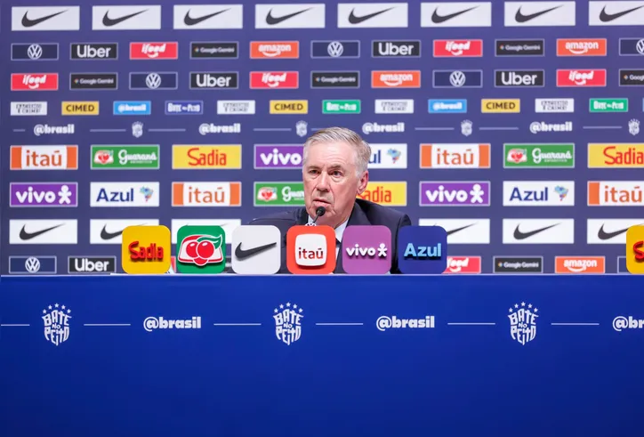 Carlo Ancelotti deverá trazer novos nomes para novo ciclo