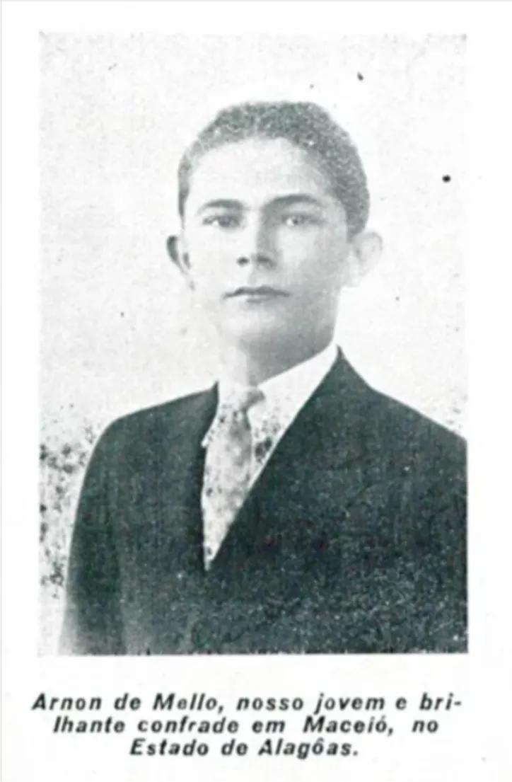 Recorte da revista Vida Capichaba de 1928, quando o alagoano Arnon de Mello estava prestes a completar 18 anos