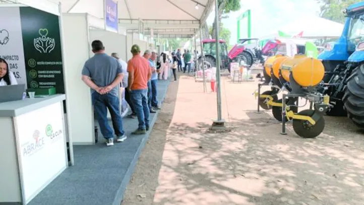 Evento reuniu empresários, fornecedores de cana e técnicos em dois dias de atividades na sede da Asprovac