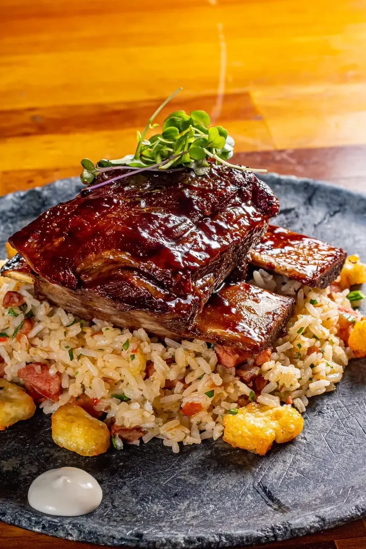 Imagem ilustrativa da imagem Carnes nobres e fogo alto na Pajuçara: o 759 Parrilla