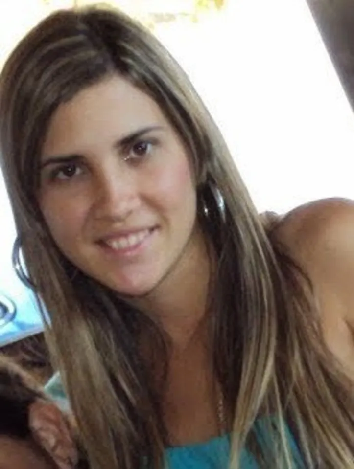 Família de Giovanna Tenório (esq.) chegou a protestar, pedindo por novo julgamento para Mirella