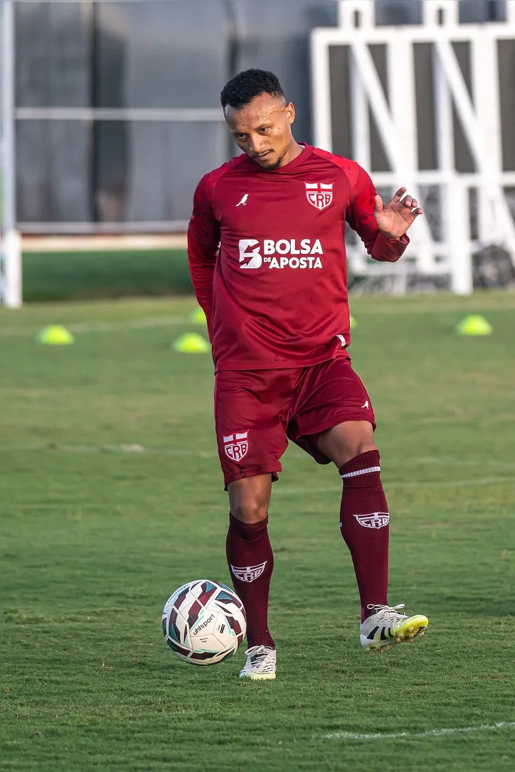 Reverson tem sido titular na maioria dos últimos jogos do Galo