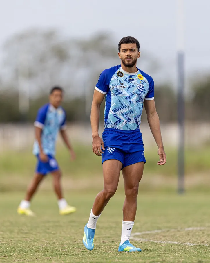 Félix Jorge, zagueiro titular do CSA na reta final da Série D