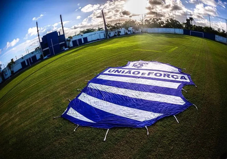 CSA sofre diversos problemas judiciais e só volta a jogar em 2027