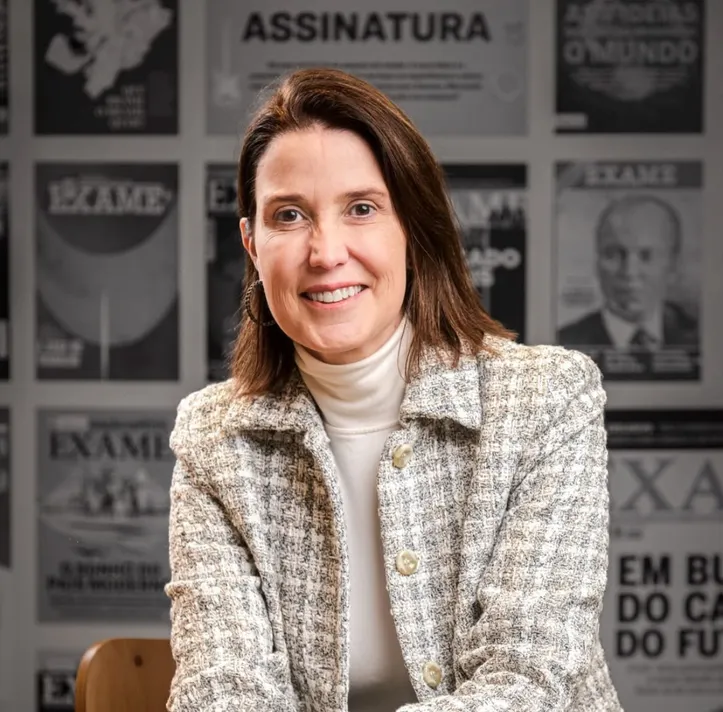 Empreendedora, professora e diretora executiva da graduação da Saint Paul, MILA SECURATO participa no dia 29, em Maceió, do Open Day, encontro voltado para alunos do ensino médio e responsáveis que desejam conhecer novas possibilidades de formação para o futuro profissional