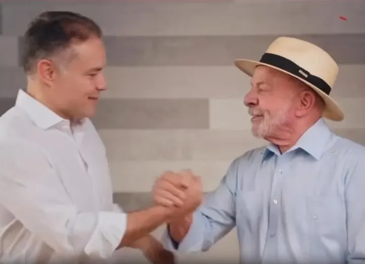 Em vídeo divulgado nas redes sociais, Lula pediu votos para Renan Filho