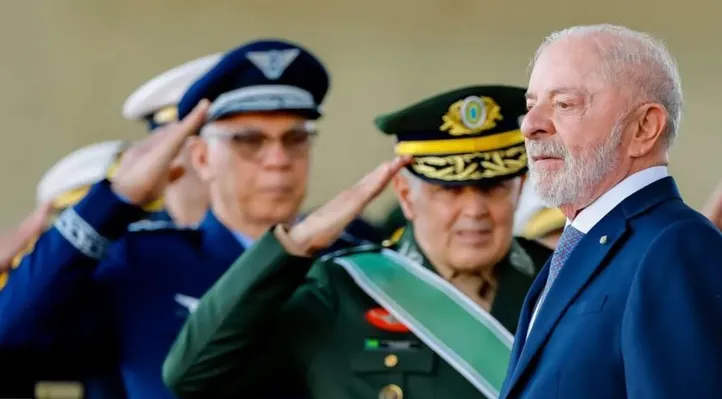 Presidente Lula participou ontem de solenidade no Quartel-General do Exército, em Brasília