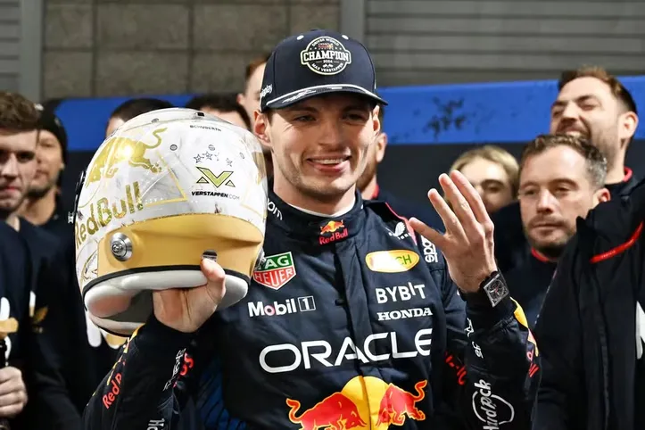 Tetracampeão da Fórmula 1, Verstappen permanecerá até 2030