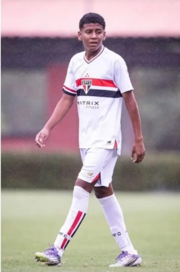 Micael Leandro da Silva, de 15 anos, foi morto por engano