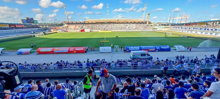 Estádio Rei Pelé tem recebido ótimo público nas últimas semanas