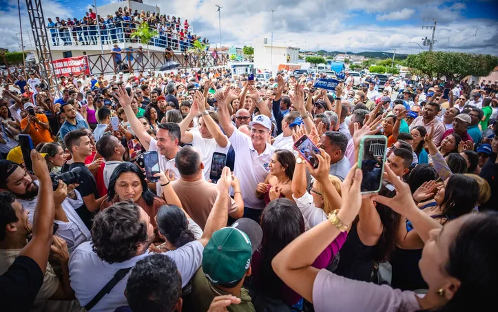 Real Time: Renan lidera com folga, e Marina, Arthur e Davi disputam segunda vaga ao Senado