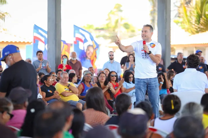 Renan Filho se reuniu ontem com pescadores e marisqueiras