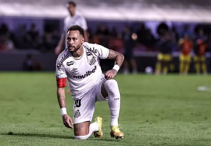 Apesar de acordo, Neymar tem contrato até o fim deste ano