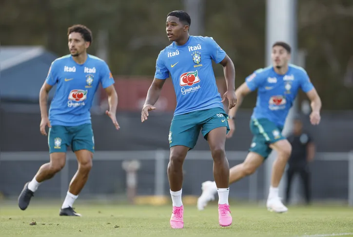 Jovens jogadores devem predominar na escalação do Brasil
