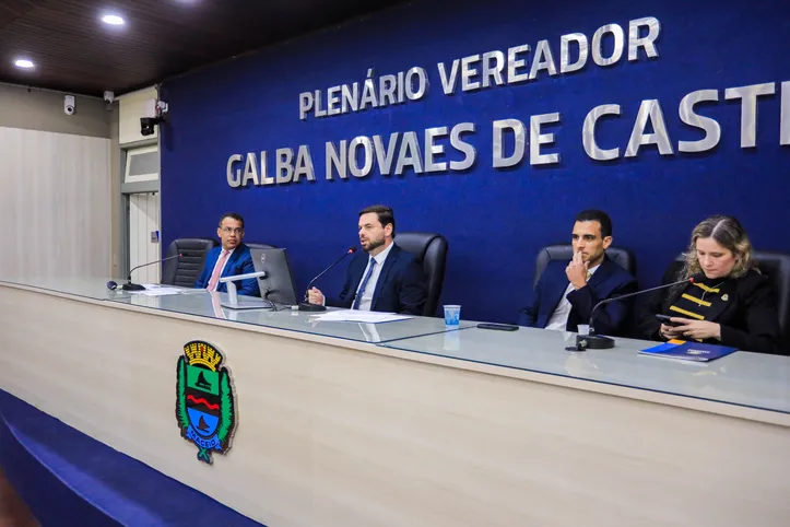 Câmara deverá adotar medidas para adequar sua estrutura aos princípios constitucionais, diz TCE