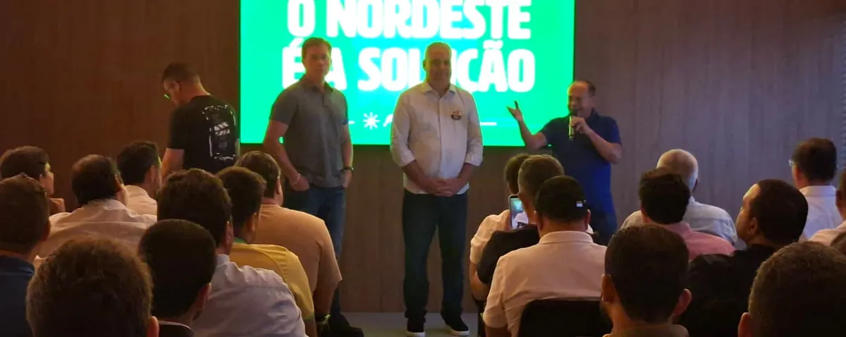 ‘Flávio sabe que Nordeste é a solução’, diz Gaspar em reunião com prefeitos