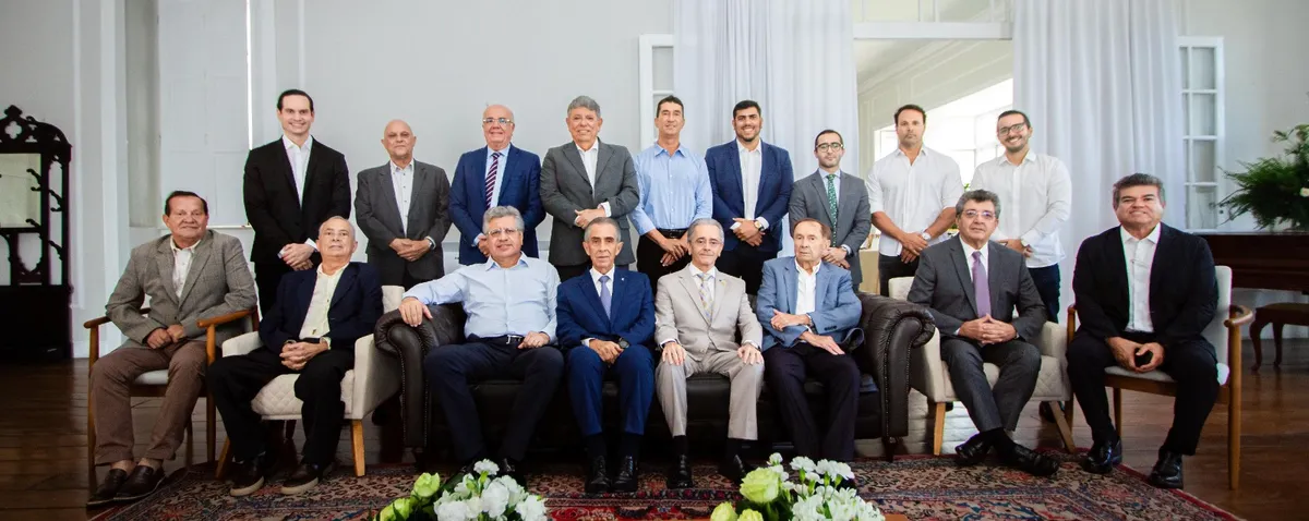 Manchetes amigas do governo inflam apoio do PT à CPMI, avalia coluna