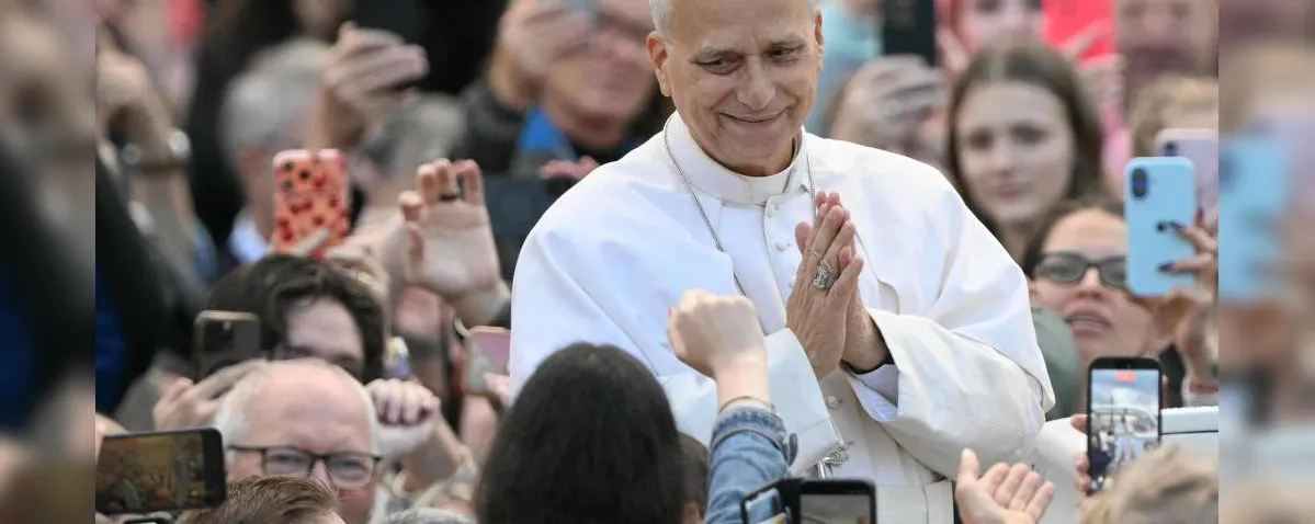 Papa realiza primeira audiência no Vaticano após cirurgia