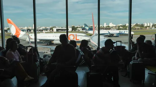Anac: Alagoas registra recorde de 1,1 milhão de passageiros aéreos no ano - Imagem