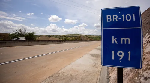 BR-101 terá cobertura de celular em trecho de 248 km - Imagem