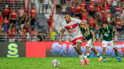 CRB conta com retorno de titulares diante do Goiás - Imagem
