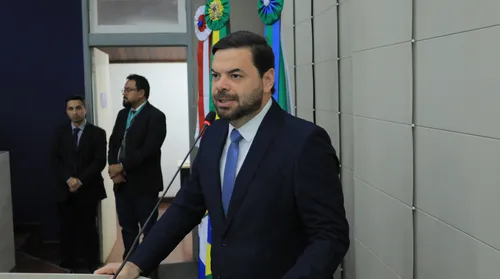 Disputa pela presidência da Câmara de Maceió expõe divisão da base governista - Imagem