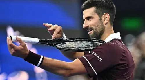 Djokovic conta com abandono de rival e vence ATP de Pequim - Imagem