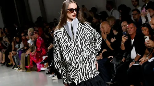 Estampa de zebra é a aposta da temporada - Imagem
