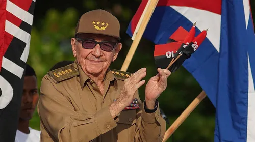 EUA: Flórida emite mandado de prisão contra Raúl Castro - Imagem