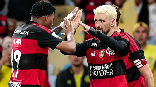 Fla vence Atlético-MG e reassume liderança do Brasileirão: 3 a 2 - Imagem