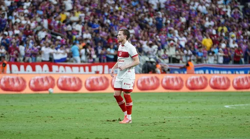 Lucas Lovat prega cautela no CRB diante do Botafogo-SP - Imagem