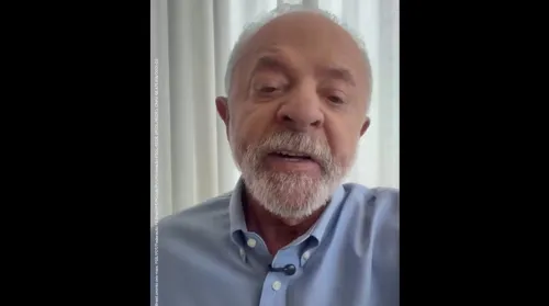 Presidente muda tom nas redes e grava vídeo em formato selfie - Imagem