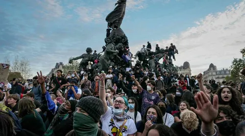 Protestos de estudantes na França chegam a dia mais grave - Imagem