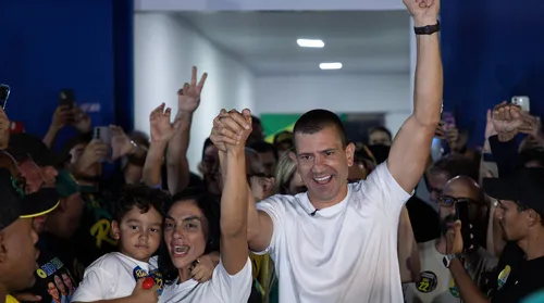 TSE anula votos de Garotinho e Douglas Ruas será eleito no RJ - Imagem
