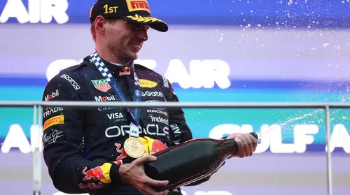 Verstappen vence em Sepang e desencanta na temporada de 2026 - Imagem