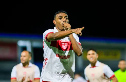 CRB supera o Atlético-GO e encosta no G-6 da Série B: 3 a 1