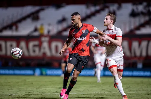 Em duelo decisivo, CRB encara o Atlético-GO no Rei Pelé