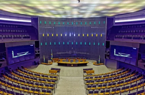 Quanto ganham governador, senadores e deputados eleitos no Estado