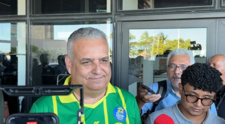 Imagem ilustrativa da imagem Alfredo prevê vitória em Alagoas e crava apoio ao fim da 6x1: ‘É definitivo’