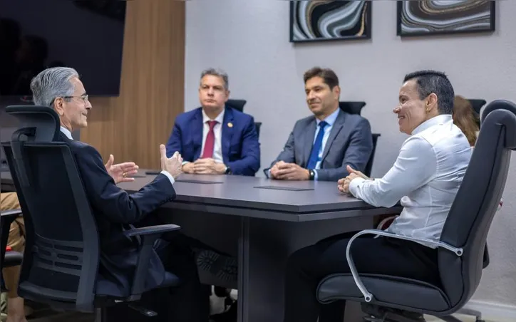 Bittencourt cumpre agenda na Procuradoria-Geral do Estado e debate projetos para Alagoas