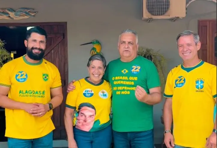 Juntamente com Cabo Bebeto e Fábio Costa, Célia Rocha e Alfredo Gaspar têm promovido mobilizações em favor de Flávio