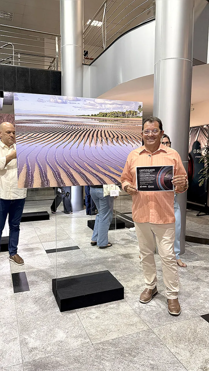 Exposição com o trabalho de Chico Nogueira e outros 19 finalistas do concurso segue até 16 de outubro